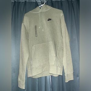 Men’s Green Nike Hoodie (Medium)